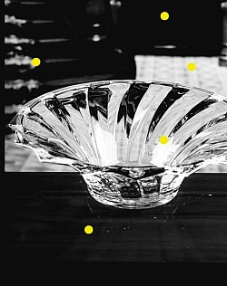 Luxurious crystal fruit bowl