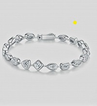Platinum moissanite bracelet £288 Order number 40
