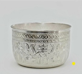 Fine elegant silver bowl with intricate geometric carvings £5000 order number 480